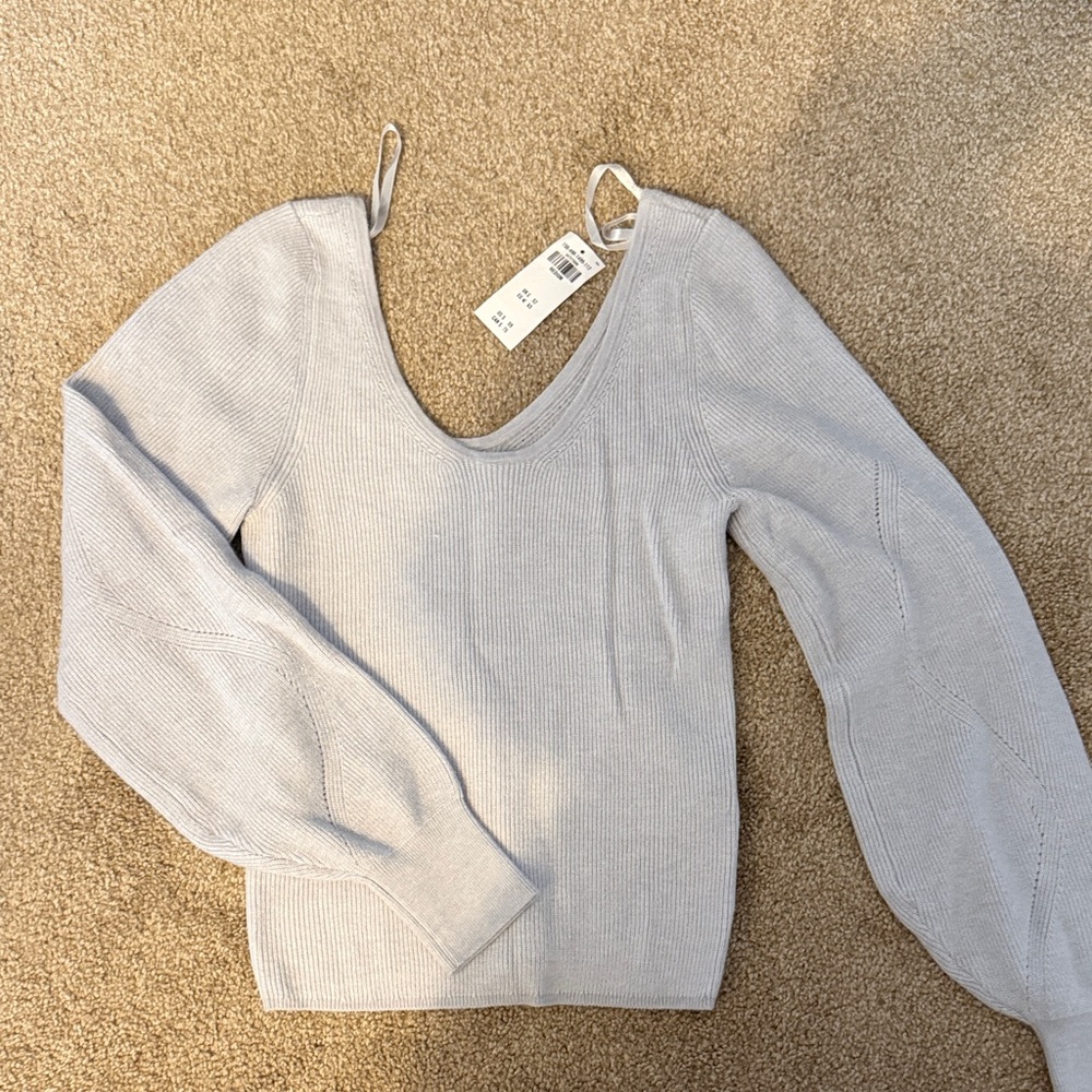 NWT Abercrombie & Fitch Light Gray Ribbed Sweater